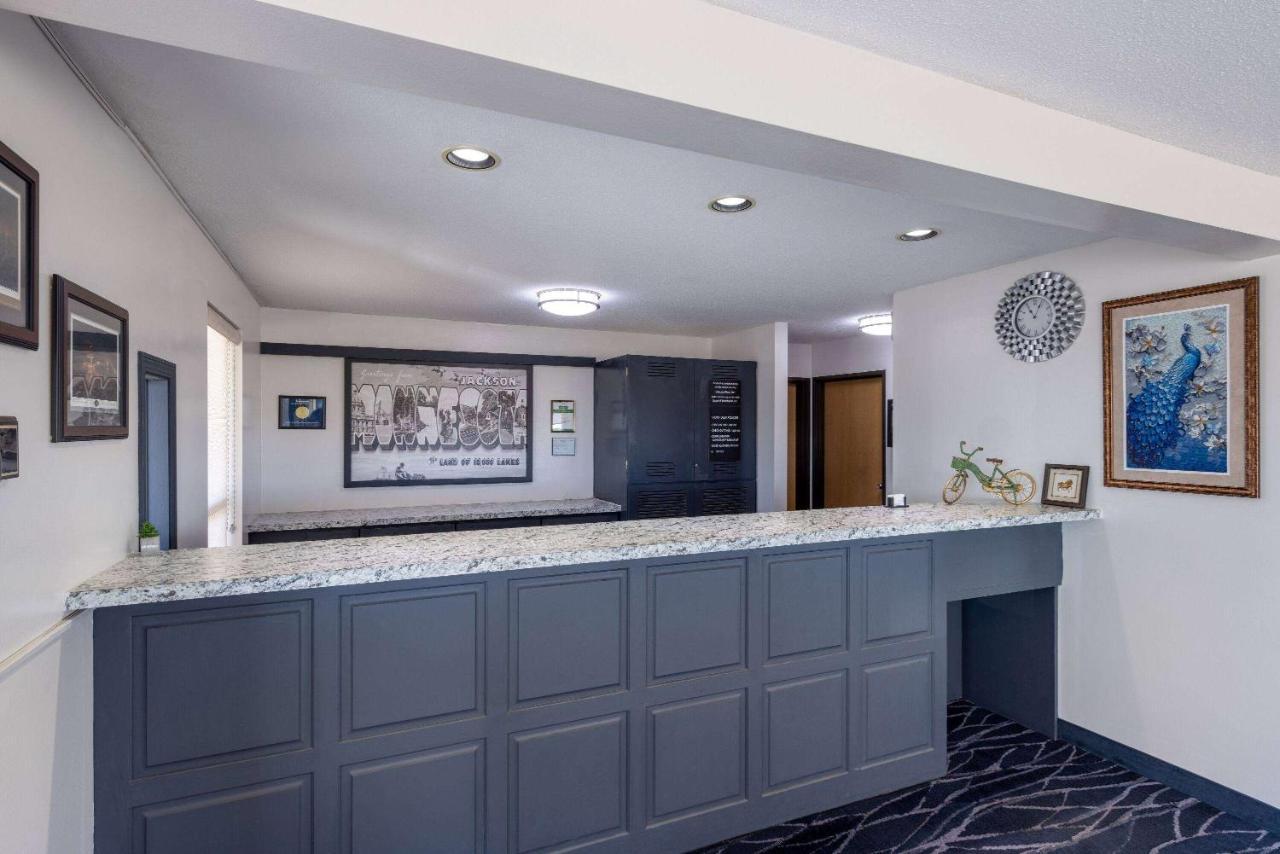 Super 8 By Wyndham Jackson Mn Exterior foto